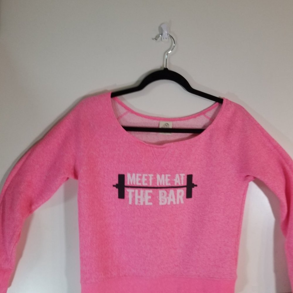 Independent Cropped Pink Work-Out Top "Meet Me At The Bar" Size Small